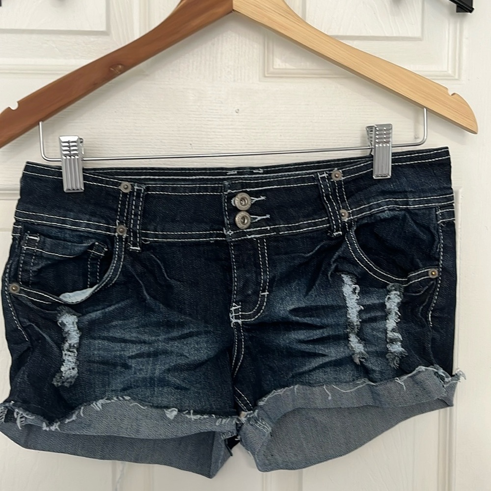 Women’s ripped jeans shirts size 7